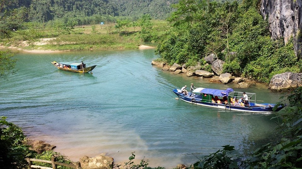 Phong Nha cave tour