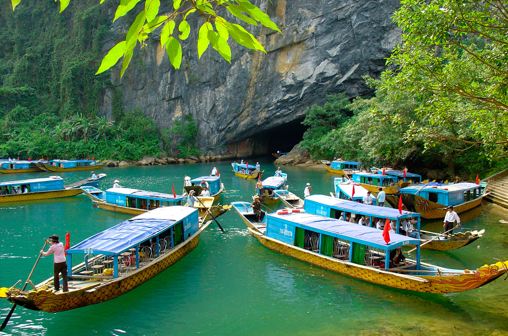 Phong Nha cave tour