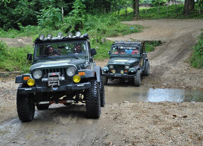 Phong Nha Jeep tour